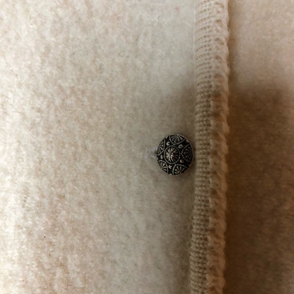 Vintage Tally Ho Cream Wool Floral Engraved Button Front Jacket Size 12 - Picture 7 of 15